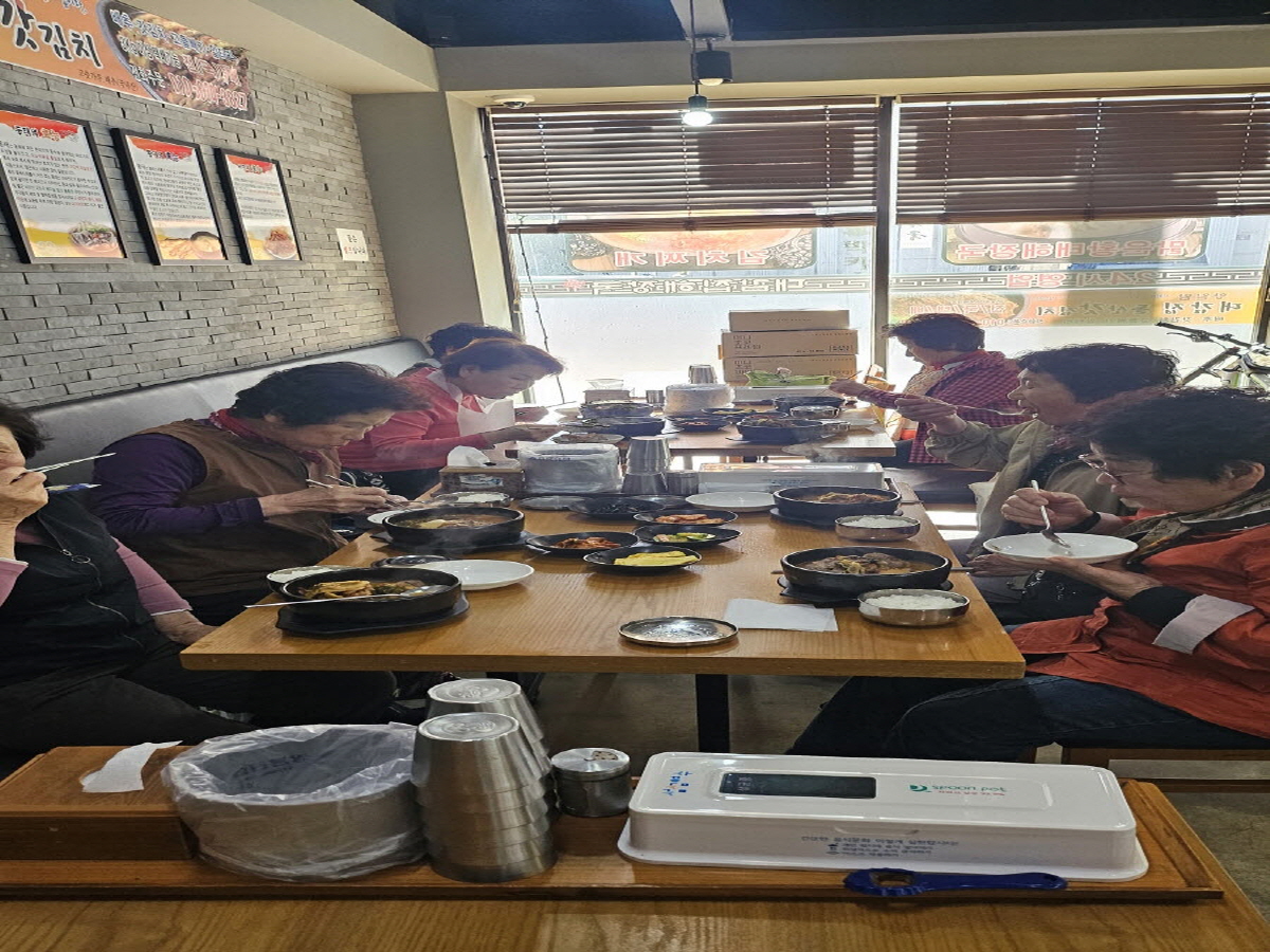 b2d7d6c12a1a44b346301f1103928165_1761614765_7118.jpg b2d7d6c12a1a44b346301f1103928165_1761614765_7118.jpg